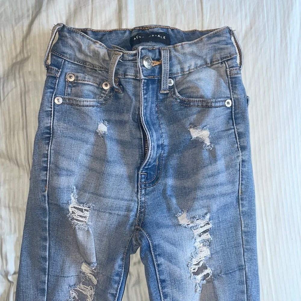 Aeropostal 000 ripped jeans - Picture 2 of 5